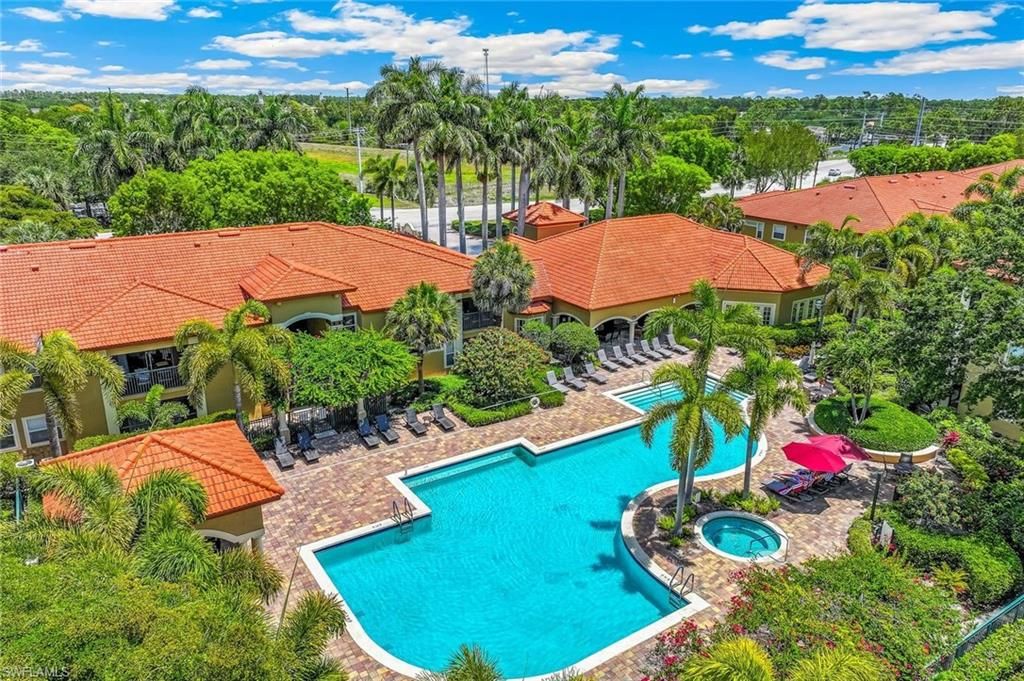 8920 Colonnades CT E 518, Bonita Springs, FL 34135