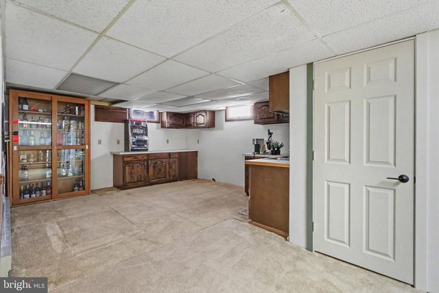 542 W AREBA AVE, Hershey, PA 17033