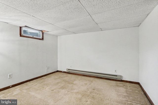 542 W AREBA AVE, Hershey, PA 17033