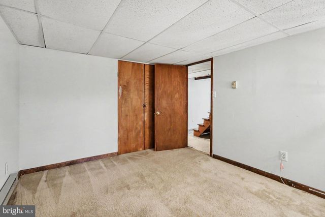 542 W AREBA AVE, Hershey, PA 17033