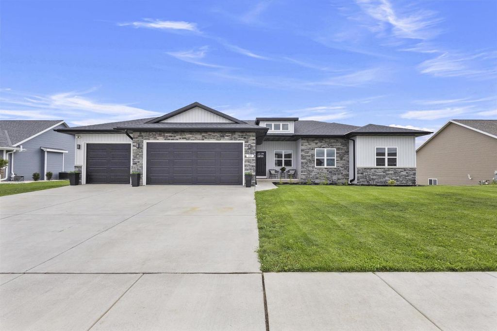 337 BATTERY AVENUE, De Pere, WI 54115