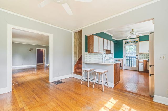 1720 N Observatory Dr, Nashville, TN 37215