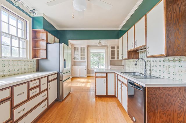 1720 N Observatory Dr, Nashville, TN 37215