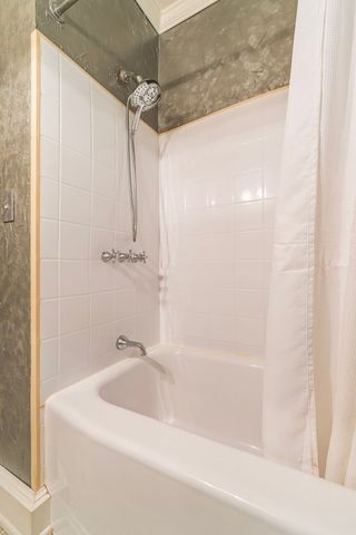 1720 N Observatory Dr, Nashville, TN 37215