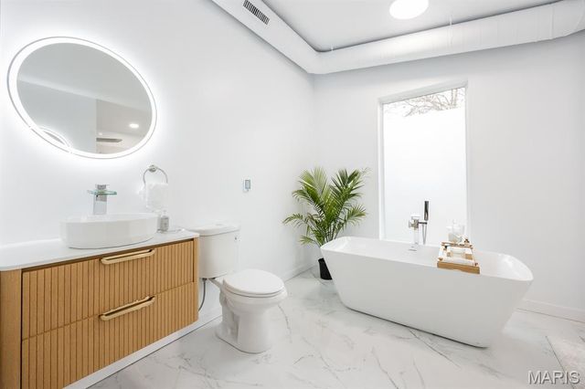 421 W Highway 50, O'fallon, IL 62269