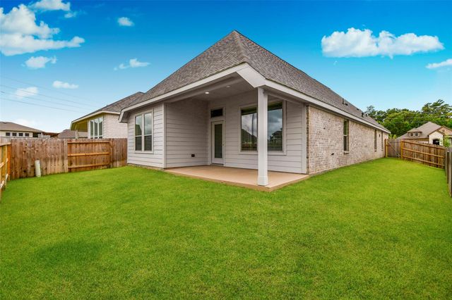 1318 Lakeside Creek Road, Magnolia, TX 77354