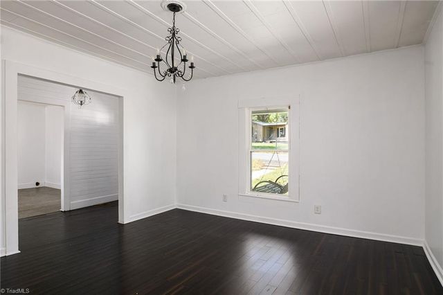 17 Hackney Street, Lexington, NC 27292