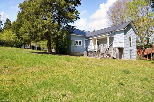 17 Hackney Street, Lexington, NC 27292