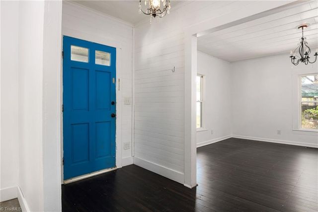 17 Hackney Street, Lexington, NC 27292