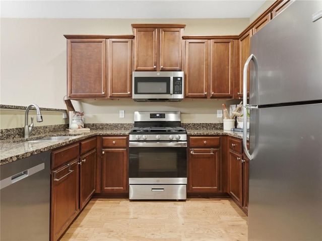 129 Bethany Manor Drive, Ball Ground, GA 30107
