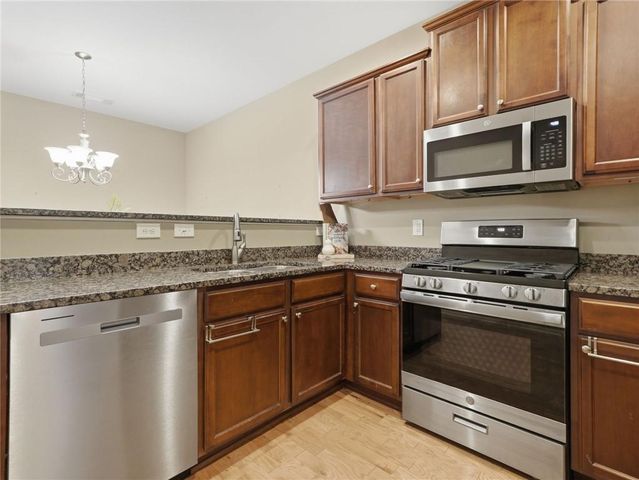 129 Bethany Manor Drive, Ball Ground, GA 30107