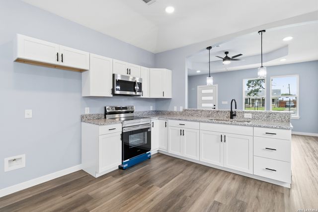412 MONTICELLO CT, San Antonio, TX 78223