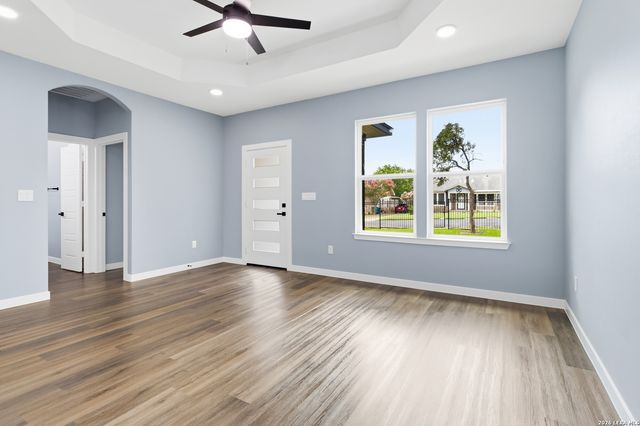 412 MONTICELLO CT, San Antonio, TX 78223