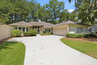 12 Golden Hind Dr, Hilton Head Island, SC 29926