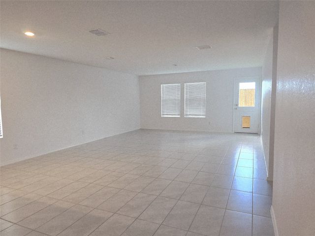 14017 Ilderton Street, Pilot Point, TX 76258