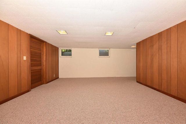 7758 N Berwyn AVENUE, Glendale, WI 53209