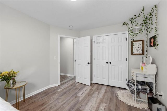 3217 S Elizabeth Avenue S, Independence, MO 64057