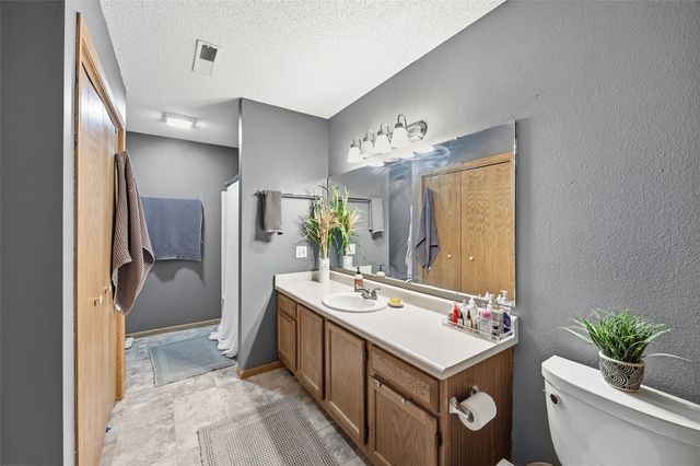 1427 Kodiak Court, Coralville, IA 52241
