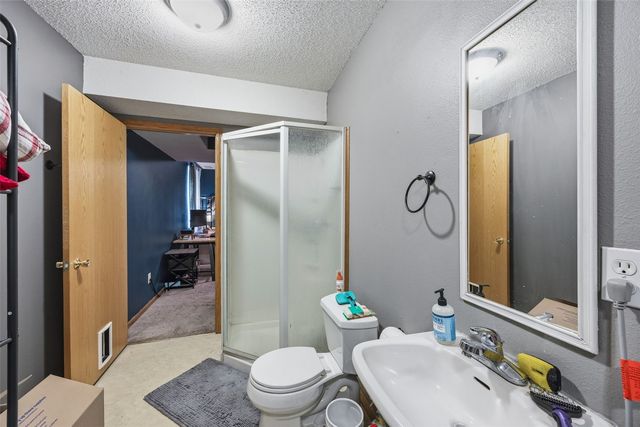 1427 Kodiak Court, Coralville, IA 52241
