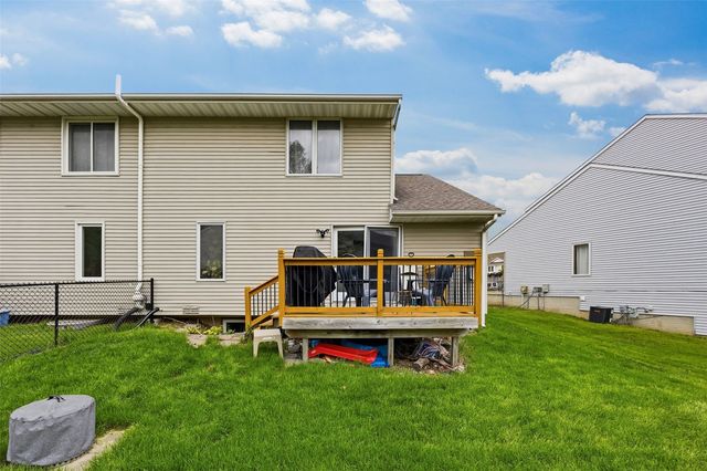 1427 Kodiak Court, Coralville, IA 52241