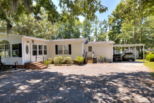 1430 Copeland Drive, Manning, SC 29102