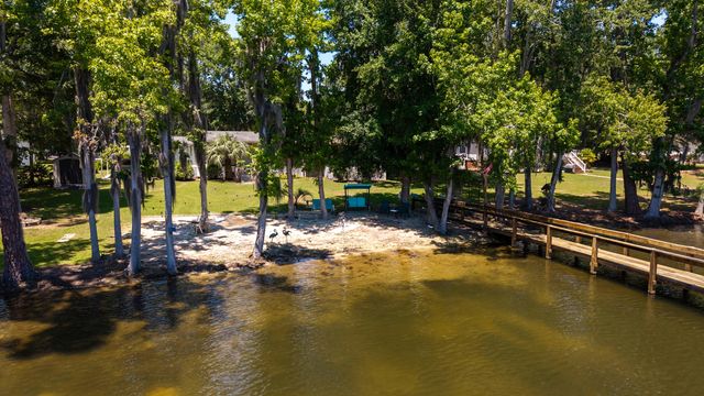 1430 Copeland Drive, Manning, SC 29102