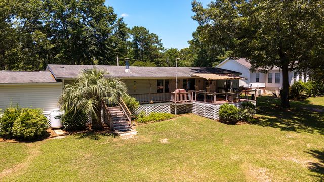 1430 Copeland Drive, Manning, SC 29102