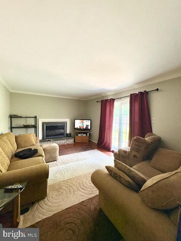5218 KENSTAN DR, Temple Hills, MD 20748
