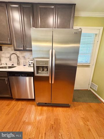 5218 KENSTAN DR, Temple Hills, MD 20748