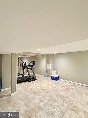 5218 KENSTAN DR, Temple Hills, MD 20748