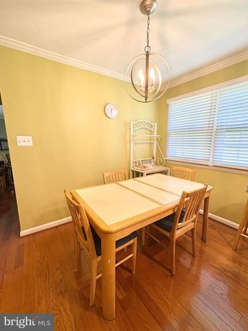 5218 KENSTAN DR, Temple Hills, MD 20748