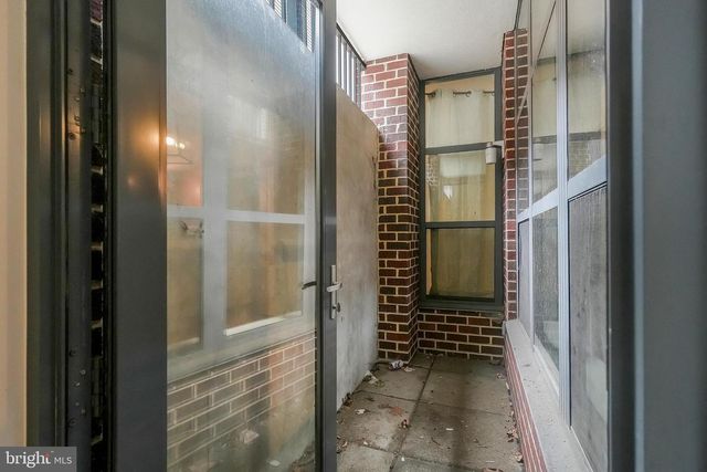 2020 12TH ST NW #T05, Washington, DC 20009