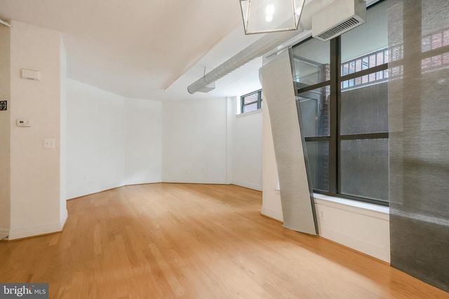 2020 12TH ST NW #T05, Washington, DC 20009