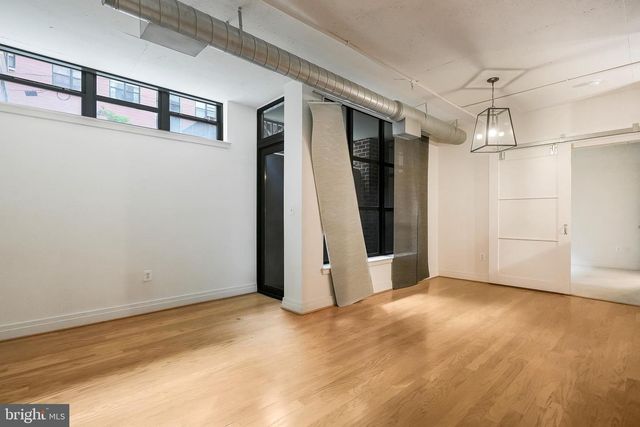 2020 12TH ST NW #T05, Washington, DC 20009