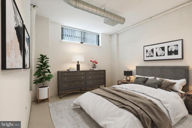 2020 12TH ST NW #T05, Washington, DC 20009