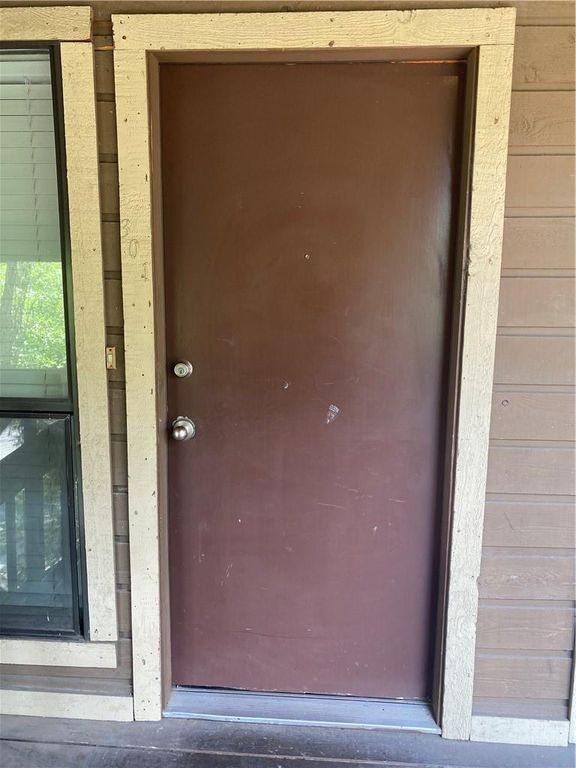 612 Park PL 301, Austin, TX 78705