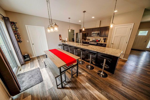 314 Glen Becker Trail, Wisconsin Dells, WI 53965