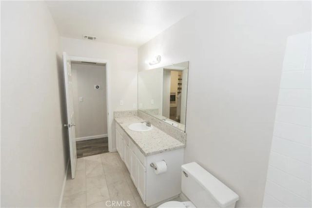 5810 W Tenaya, Fresno, CA 93722