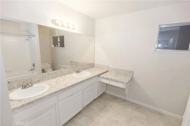 5810 W Tenaya, Fresno, CA 93722