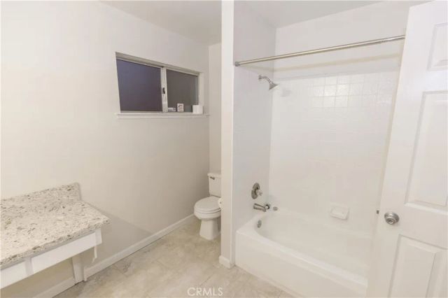 5810 W Tenaya, Fresno, CA 93722