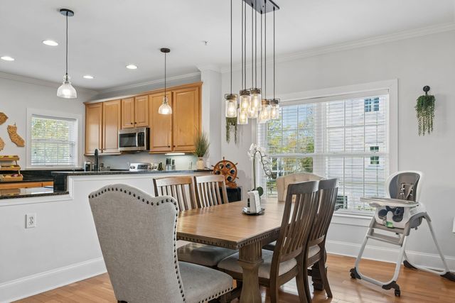 241 Etiwan Pointe Drive Unit 117-1, Mount Pleasant, SC 29464