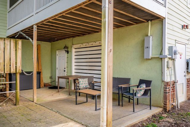 241 Etiwan Pointe Drive Unit 117-1, Mount Pleasant, SC 29464