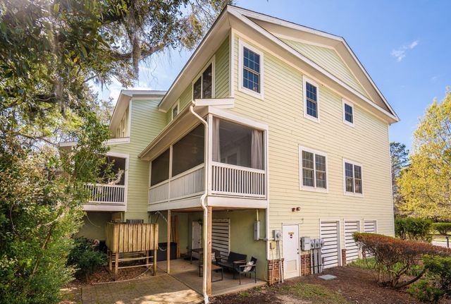 241 Etiwan Pointe Drive Unit 117-1, Mount Pleasant, SC 29464