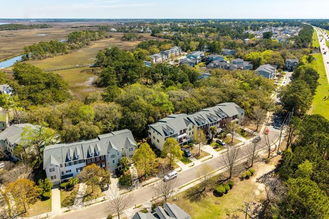 241 Etiwan Pointe Drive Unit 117-1, Mount Pleasant, SC 29464