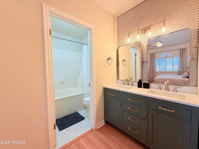 5640 E BELL Road 1010, Scottsdale, AZ 85254