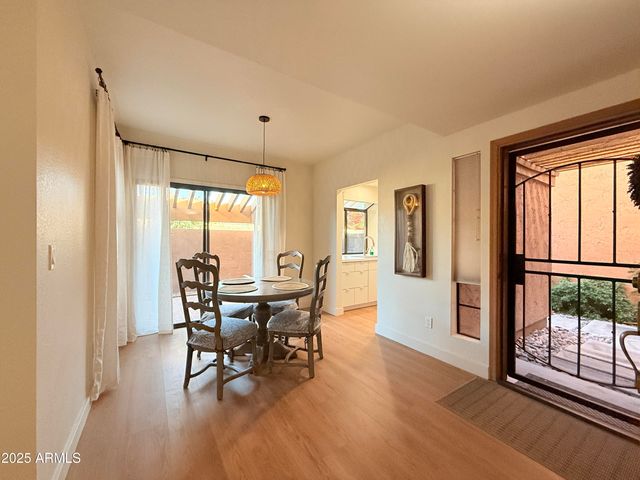 5640 E BELL Road 1010, Scottsdale, AZ 85254