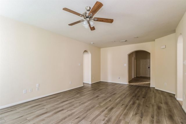 32323 Summer Park Lane, Conroe, TX 77385