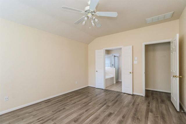 32323 Summer Park Lane, Conroe, TX 77385