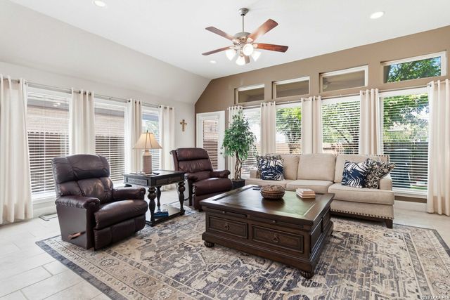 629 Volme, New Braunfels, TX 78130