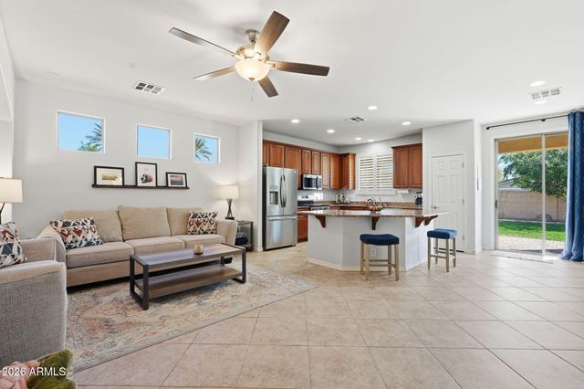 3218 N DESERT HORIZONS Lane, Casa Grande, AZ 85122